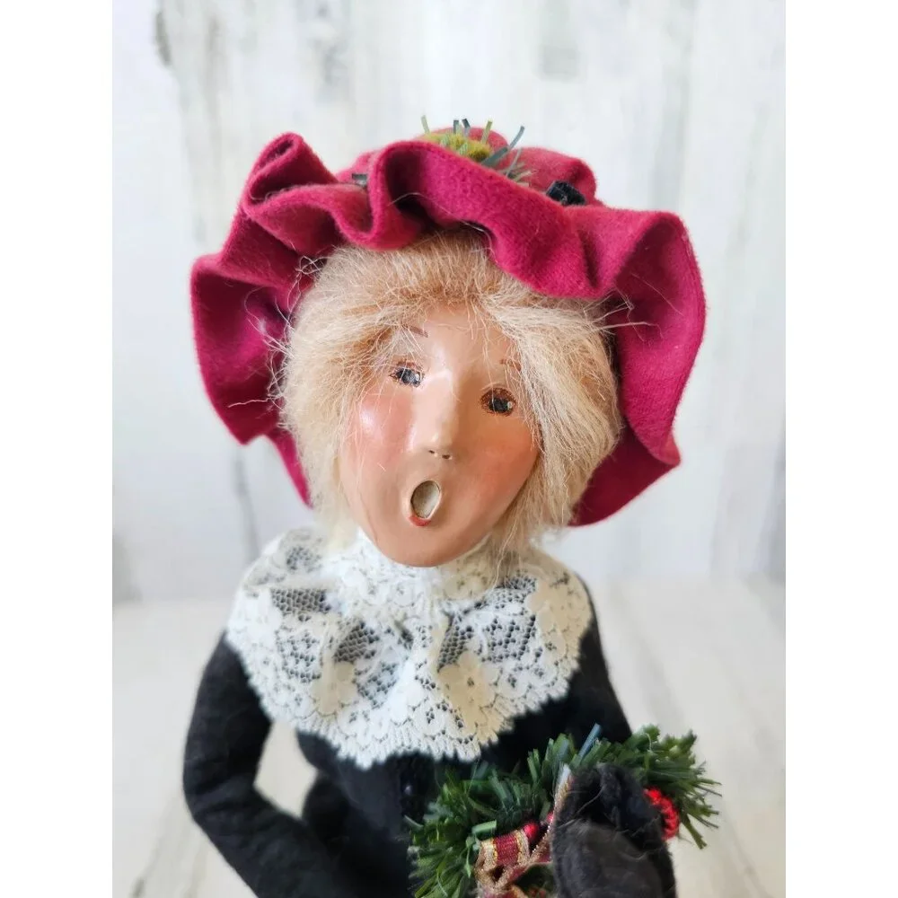 Byers choice Victorian lady‎ wreath plaid vintage curler Xmas